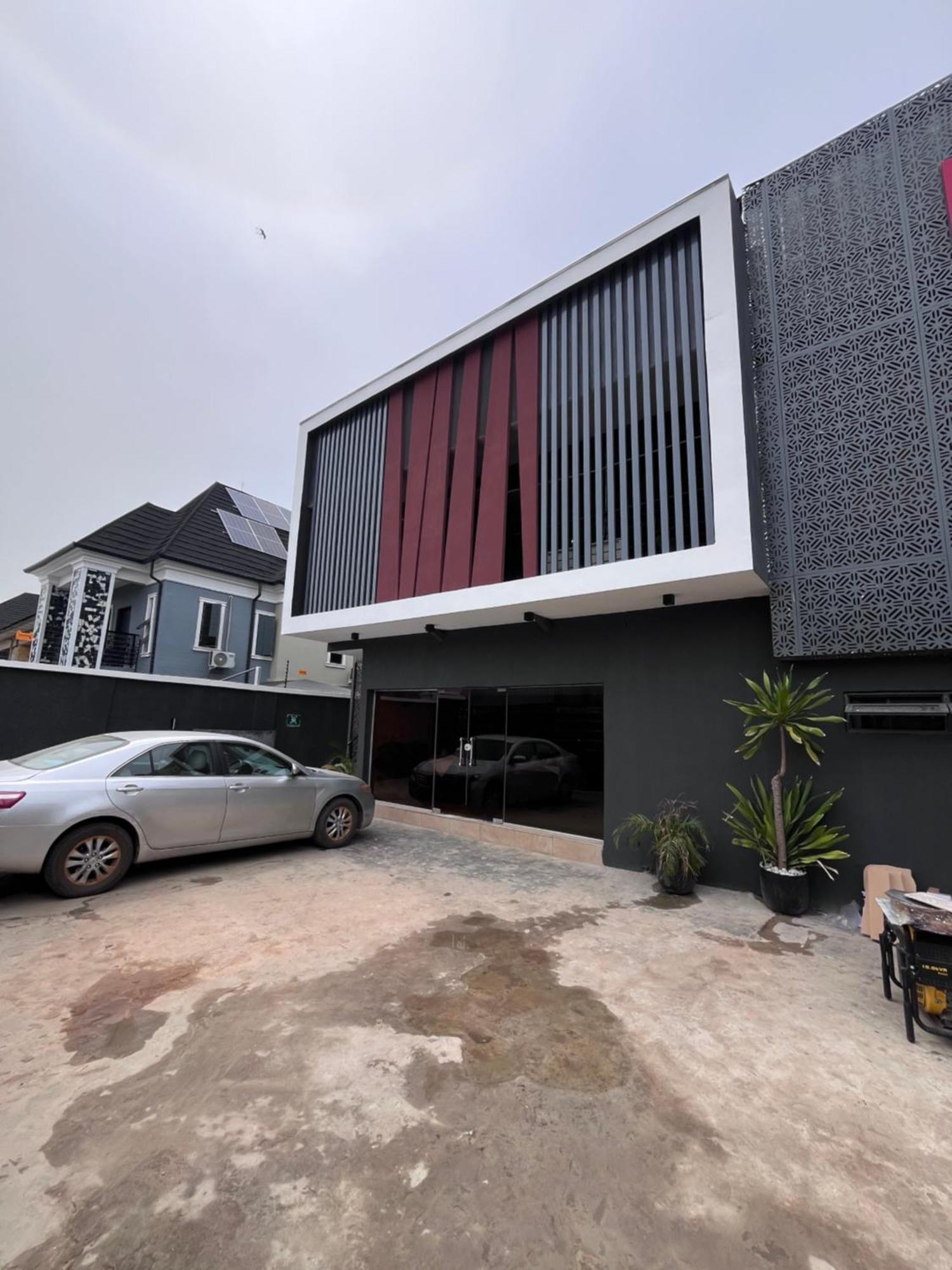 Blackwood Hotels Ikeja Esterno foto