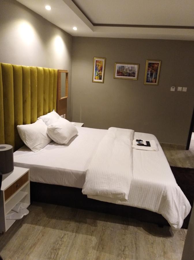 Blackwood Hotels Ikeja Esterno foto